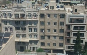 این دستور پوشیدن پالتو در تابستان است! این دستور پوشیدن پالتو در تابستان است!