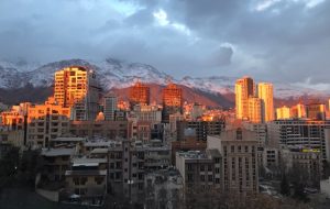 قیمت مسکن در کشور رو به کاهش است
