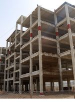 وزیر اقتصاد ریسک تولید مسکن را کاهش دهد/ بورس پیشران افزایش قیمت فولاد و سیمان