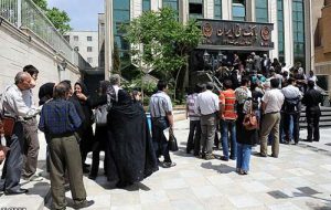 صف یک میلیونی متقاضیان تسهیلات مسکن در بانک‌ها