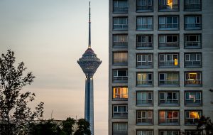 یخبندان بازار مسکن در بهار؛ موش و گربه بازی خریداران و فروشندگان یخبندان بازار مسکن در بهار؛ موش و گربه بازی خریداران و فروشندگان