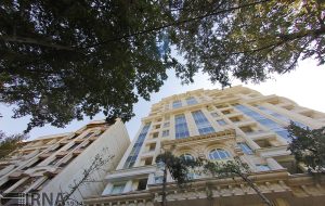 مصوبه مکانیابی و ضوابط و مقررات ساخت بناهای بلندمرتبه در محدوده تهران ابلاغ شد مصوبه مکانیابی و ضوابط و مقررات ساخت بناهای بلندمرتبه در محدوده تهران ابلاغ شد