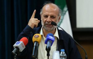 به دستگاه قضا شکایت میبریم/ با جان کارگران سوداگری میکنند به دستگاه قضا شکایت میبریم/ با جان کارگران سوداگری میکنند