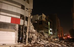 دلیل ریزش شبانه ساختمان زیتون اهواز؛ خاطره متروپل زنده شد دلیل ریزش شبانه ساختمان زیتون اهواز؛ خاطره متروپل زنده شد
