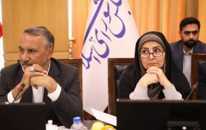 اکثر نمایندگان مجلس از پاسخهای وزیر راه قانع شدند اکثر نمایندگان مجلس از پاسخهای وزیر راه قانع شدند
