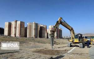 ۵۴۰۰ هکتار زمین برای مسکن کارگران در قالب صنعتشهر تامین شد ۵۴۰۰ هکتار زمین برای مسکن کارگران در قالب صنعتشهر تامین شد