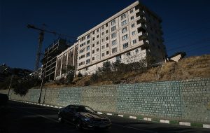 بحران بیبرنامگی در مسکن؛ نه خانهای برای مردم، نه انگیزهای برای انبوهسازان بحران بیبرنامگی در مسکن؛ نه خانهای برای مردم، نه انگیزهای برای انبوهسازان