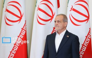 افتتاح همزمان ۵۷ هزار و ۲۲۶ واحد مسکن حمایتی و ۲۰۲ پروژه عمرانی کشور با دستور پزشکیان