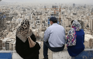 وقتی ۷۰ درصد درآمد خانوار پیشخور می‌شود