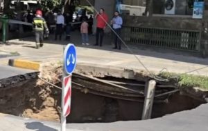 مدیریت منابع آب؛ راهکار مقابله با فرونشست اصفهان/فروریزش اخیر ناشی از شکستگی خط فاضلاب بود مدیریت منابع آب؛ راهکار مقابله با فرونشست اصفهان/فروریزش اخیر ناشی از شکستگی خط فاضلاب بود